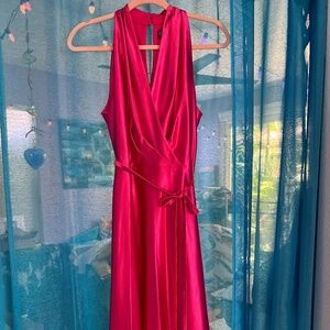 Donna Ricco New York eye catching dress. Size 6. Electric pink.